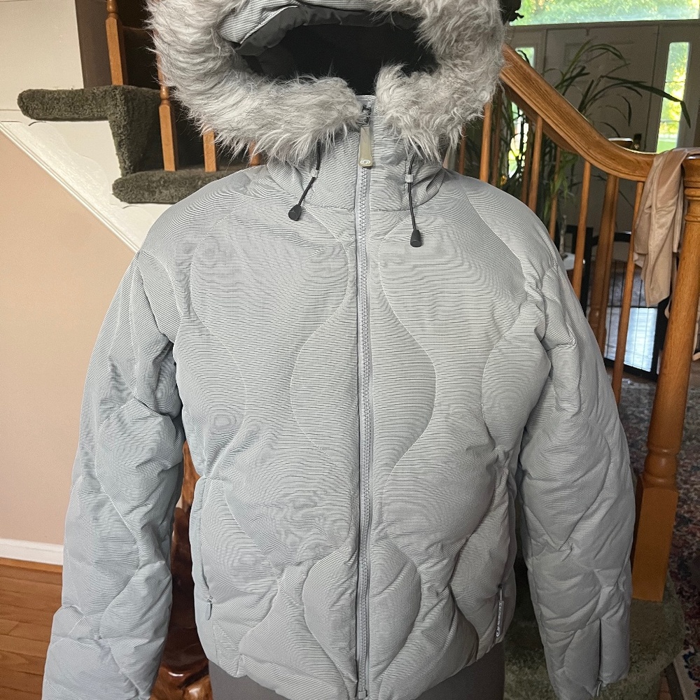 Grey Solomon Women’s Puffer down ski jacket, large with hood